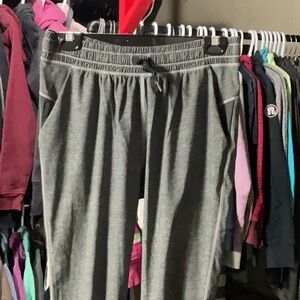 Lululemon Size 4